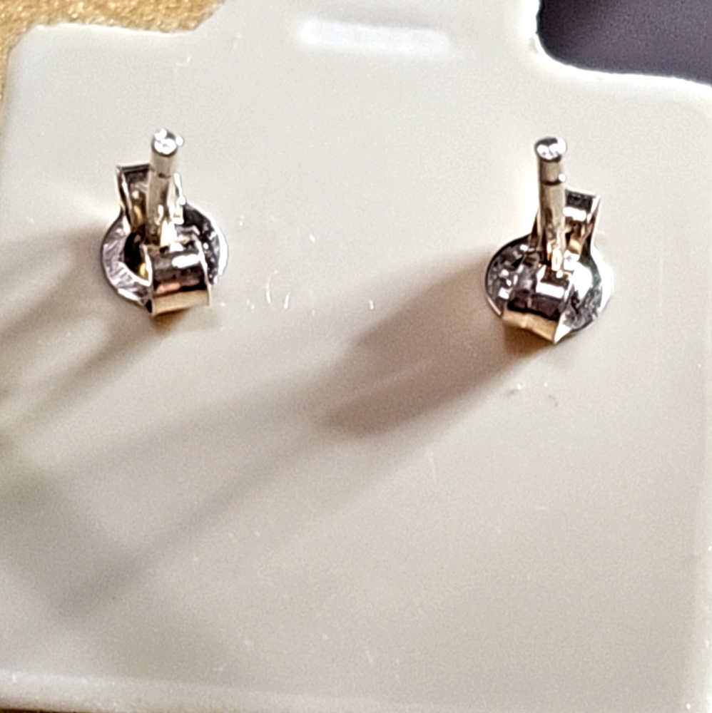 Sterling Silver Pink Solitiare Post Earrings - Picture 4 of 4